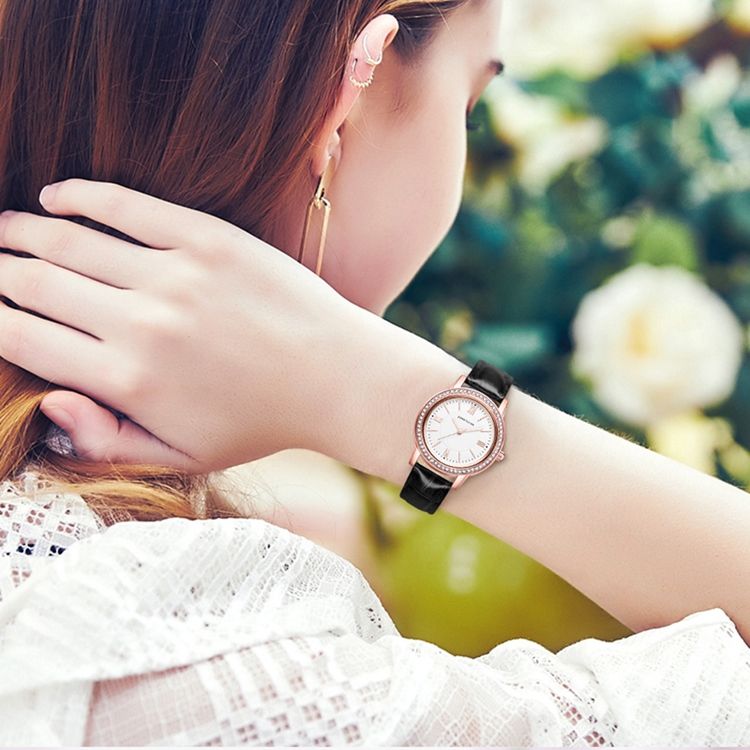 Lær Rhinestone Watch