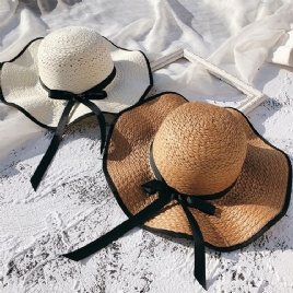 Bølgebred Solhatt