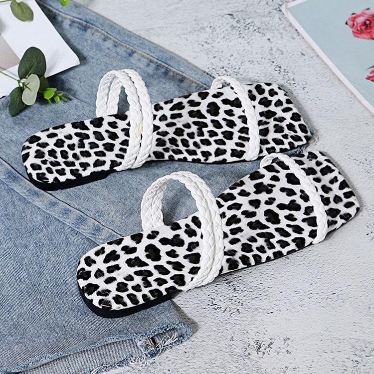 Hul Flat Med Flip Flop Vanlige Dametøfler