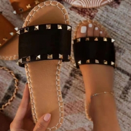 Rivet Flip Flop Flat Med Vanlige Tøfler