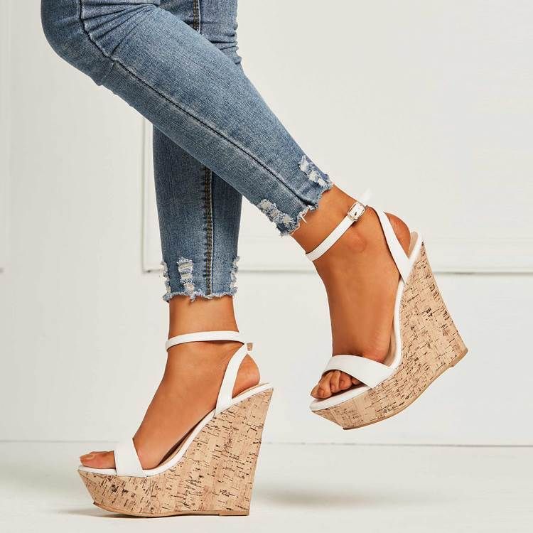 Plain Line-Style Spenne Wedge Sandaler