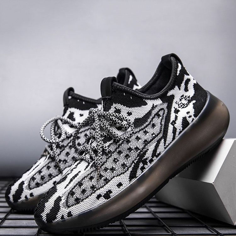 Sportsfjærsneakers Med Snøring